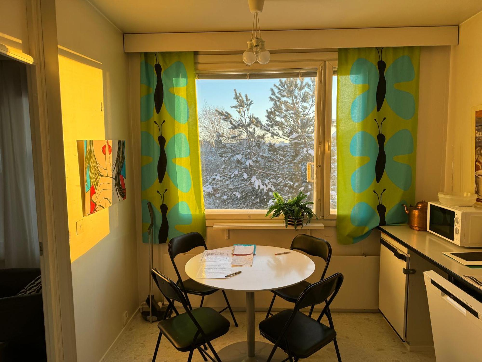 Iso Kolmio Ydinkeskustassa 1-6 Hloe Ilm.Parkit Daire Oulu Dış mekan fotoğraf